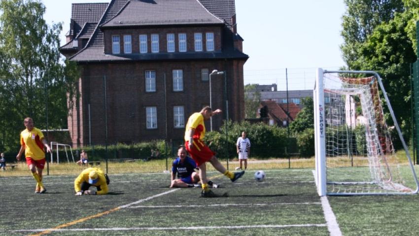 FFP CUP 095